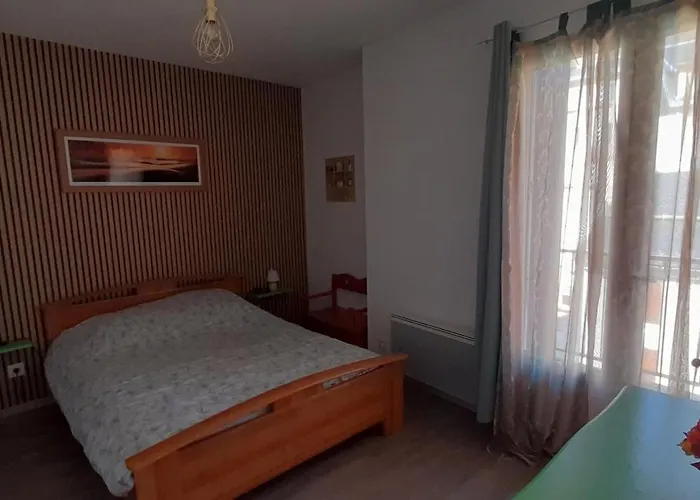 Agreable T4 Centre D'ax-les-thermes *