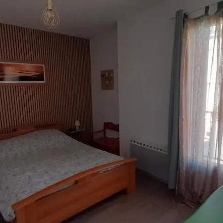 Agreable T4 Centre D'ax-les-thermes *